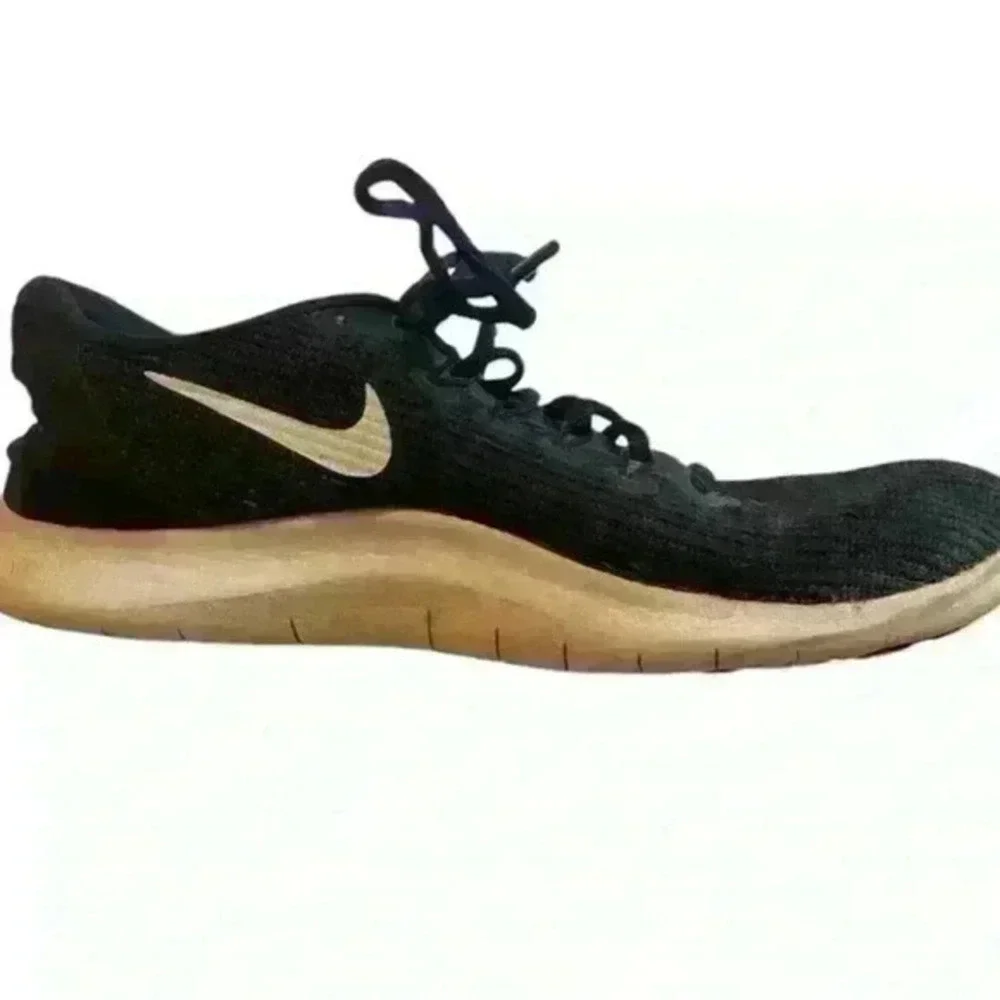 Nike Women’s Free RN 2018 Running Sneakers Size 8